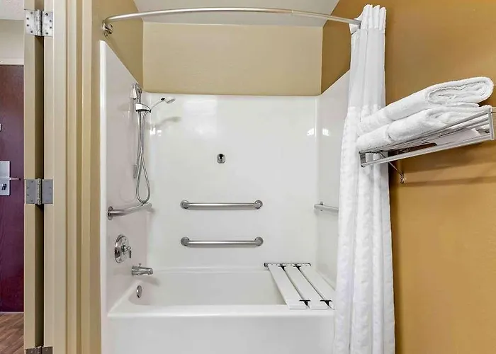 Hotel Extended America Select - - Airport - E Oak St