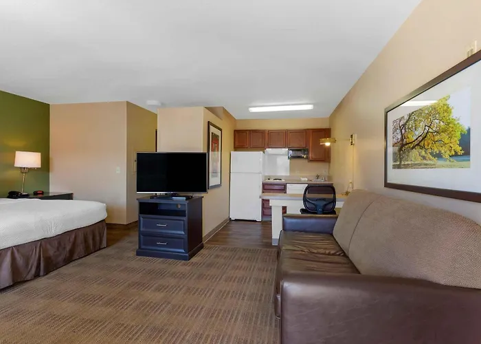 Hotel Extended America Select - - Airport - E Oak St 2*