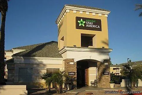 Extended America Select - - Airport - E Oak St 2*