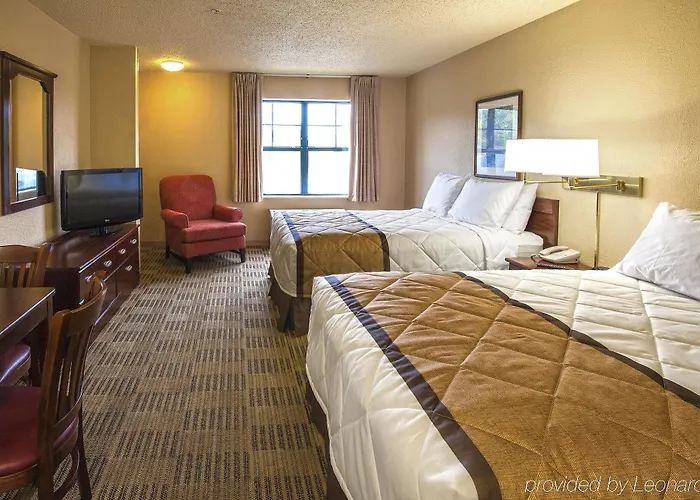 Extended America Select - - Airport - E Oak St Phoenix